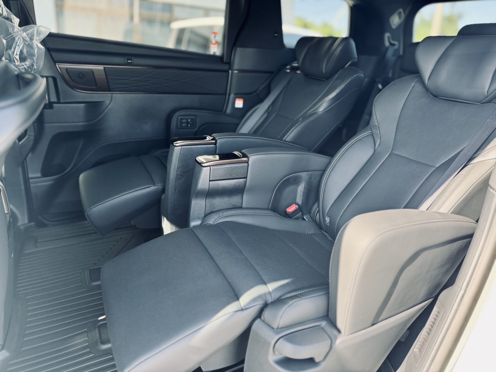 【新型】40系 TOYOTA ALPHARD (アルファード) Z(ガソリン) 3