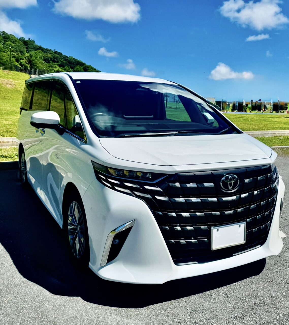 【新型】TOYOTA ALPHARD (アルファード)40系 Z（ガソリン）