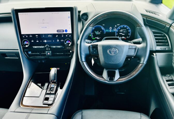 【新型】TOYOTA ALPHARD (アルファード)40系 Z（ガソリン） 2